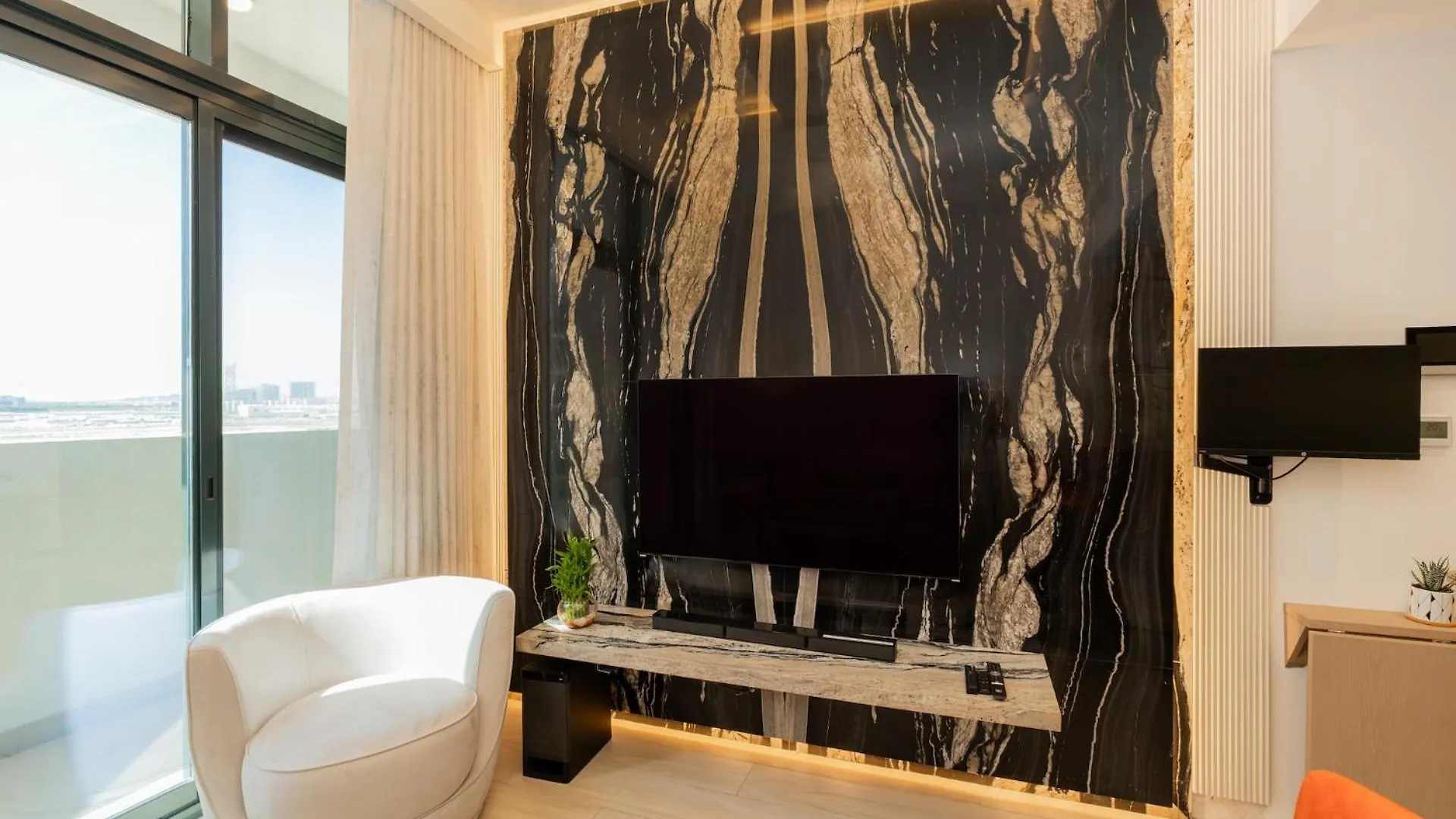 דירות דובאי Elite Escape - 1 Bhk Getaway In Azizi Riviera 18 איחוד האמירויות הערביות